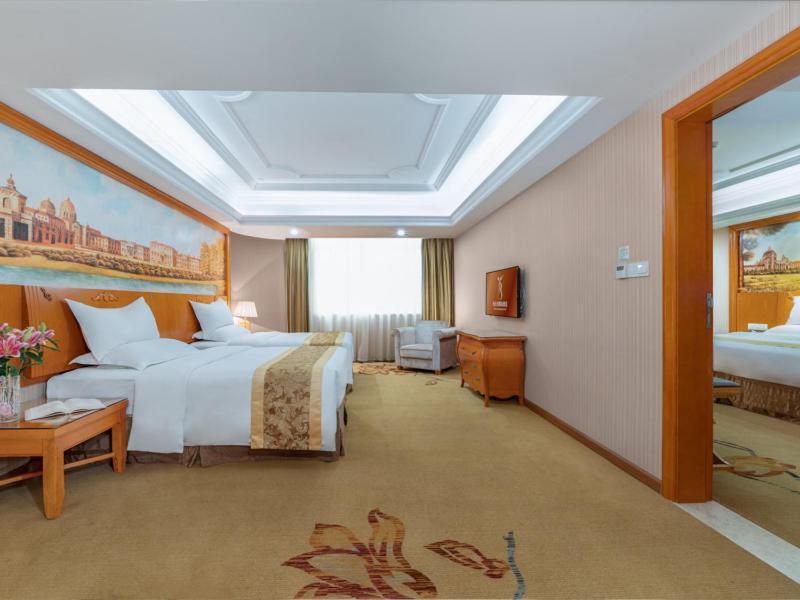 Vienna International Hotel Guigang Hecheng Road Ngoại thất bức ảnh
